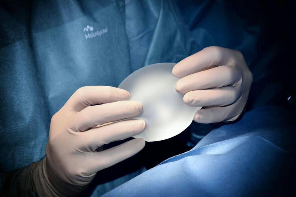 plastic surgeon credentials
